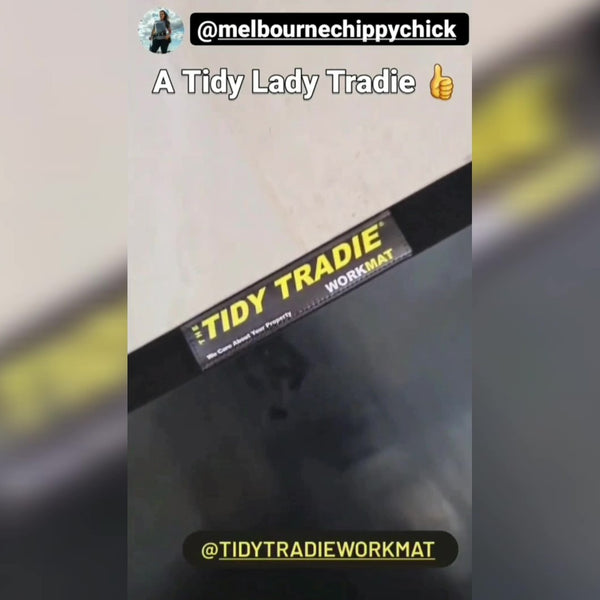 A Lady Tradie using a TIDY TRADIE Work Mat in Melbourne.