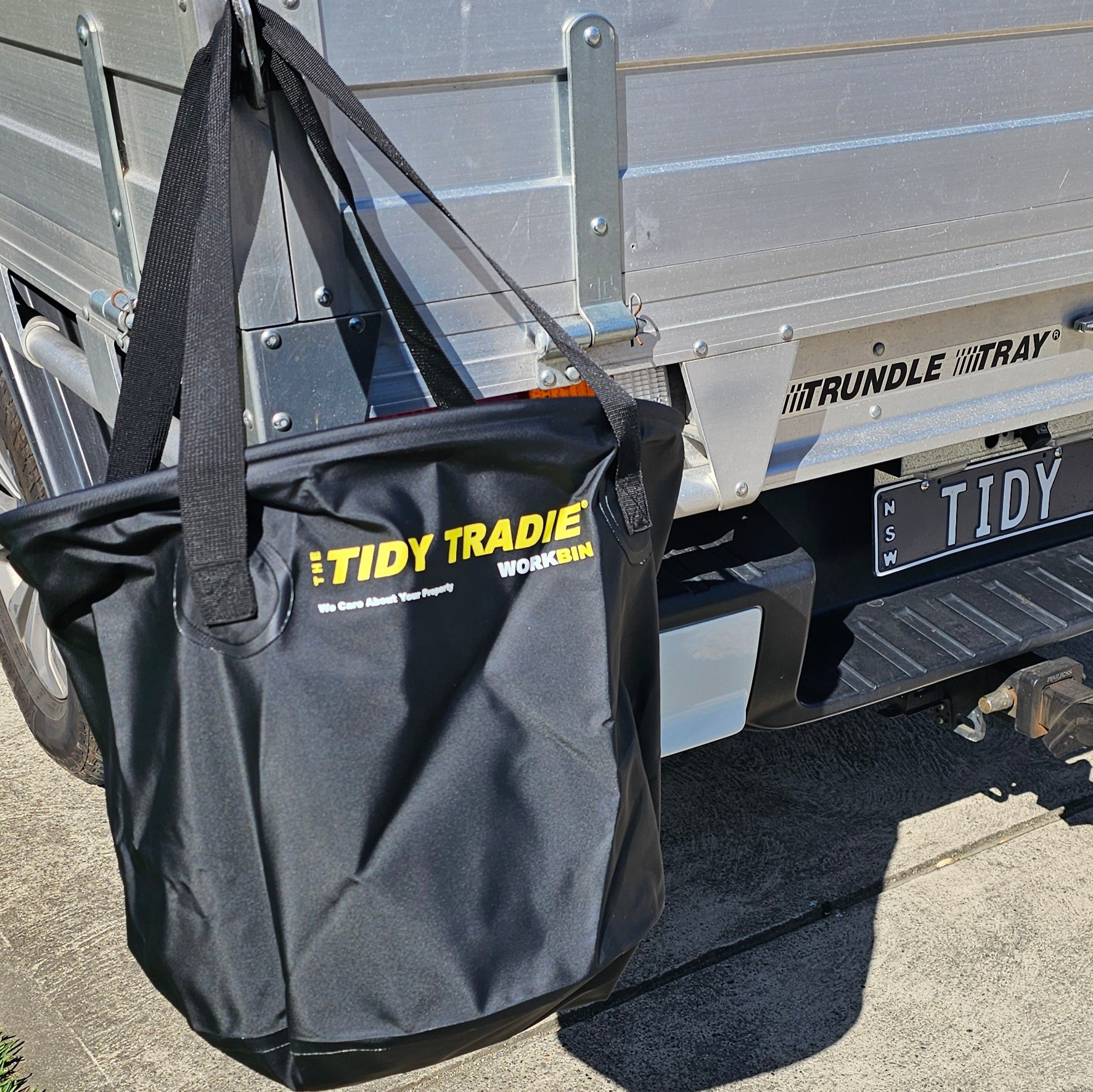 Large 50ltr TIDY TRADIE Work Bin. Collapsible bucket.