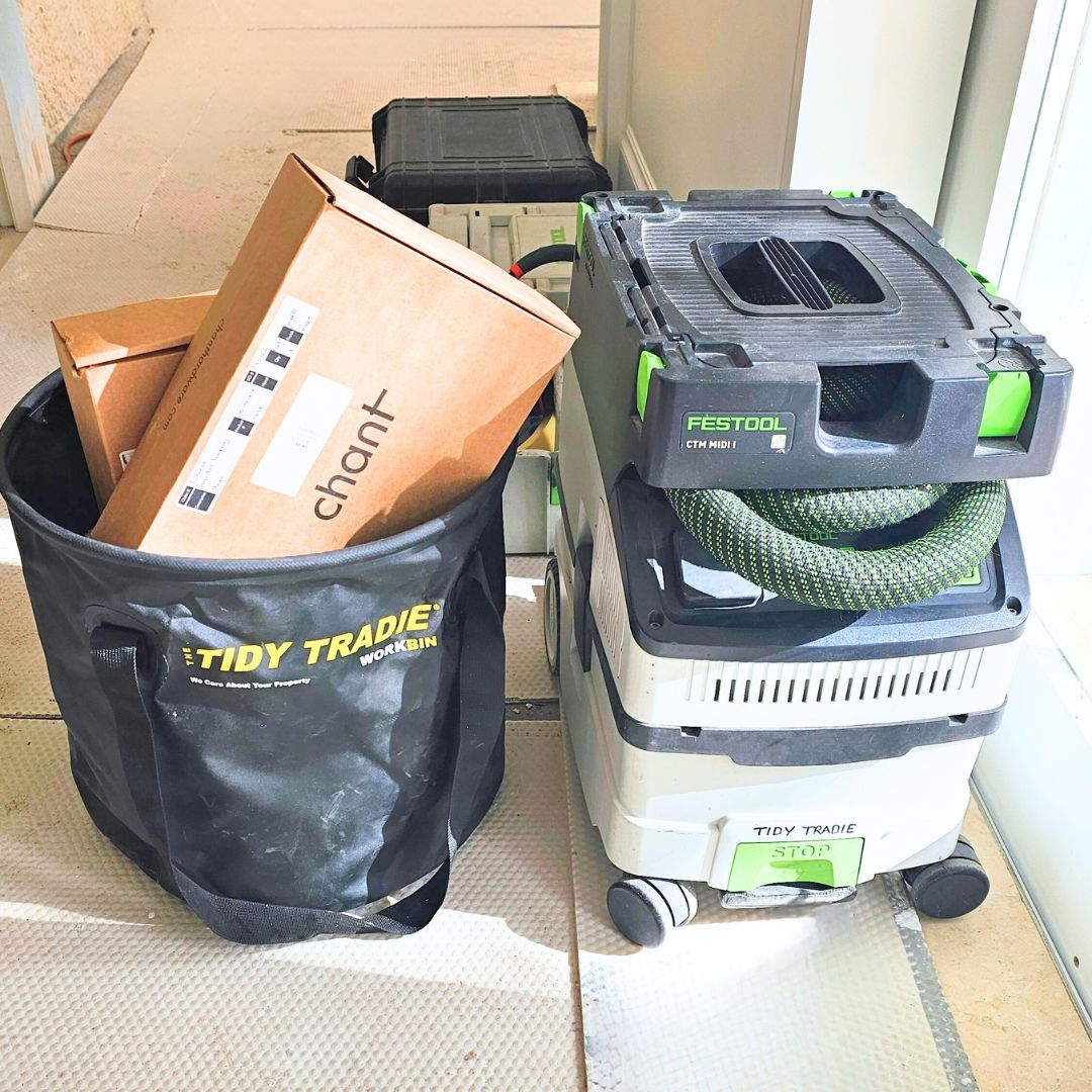 TIDY TRADIE Work Bin holding rubbish
